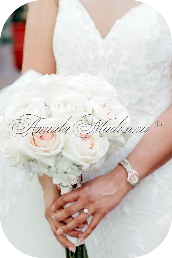 Article about types of wedding services in Mexico, made by Amada Madonna Company in May 2024.